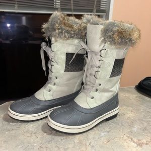 Northside size 6 winter snow boots